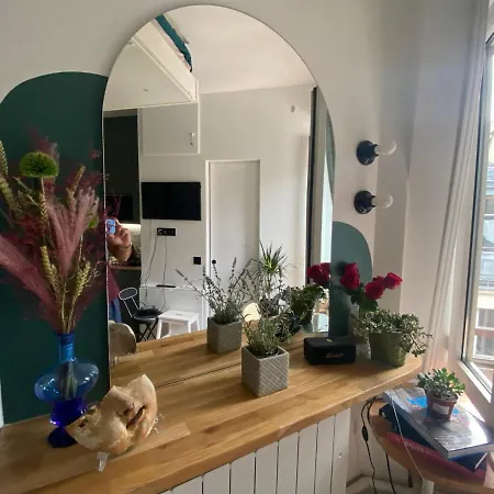 Apartment Pilu Montmartre Paris