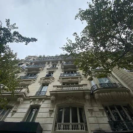 Apartment Pilu Montmartre *